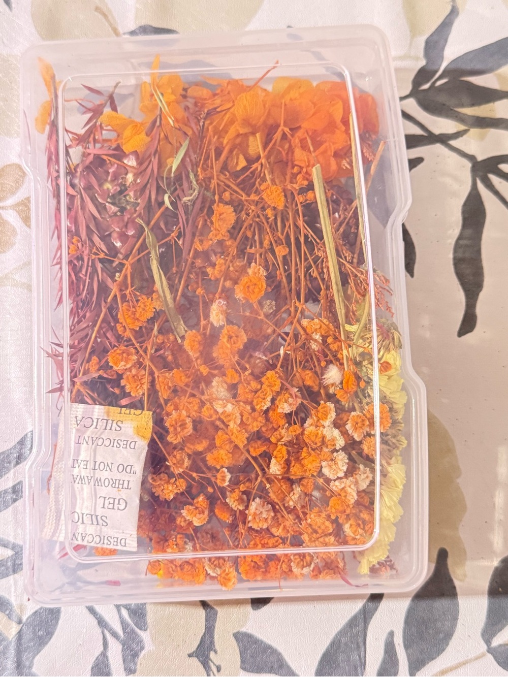 Bright Orange Dried Flower Mix - Decorative Craft Bundle - Picture 3 of 3